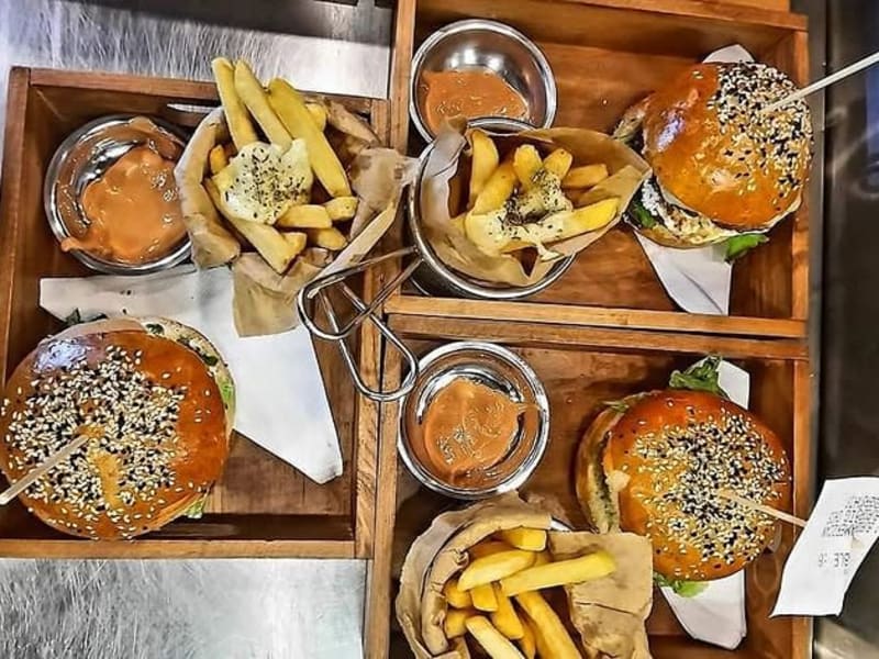 Chi's Burger image 2