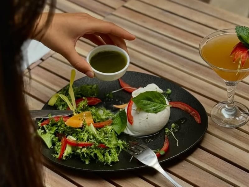 Magnolia Coffee & Restaurant 2