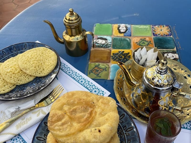Dwiret el Azz