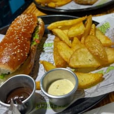 Philly's Bun, restaurant à Bir El Djir 4