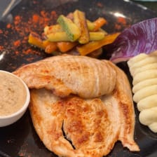 Gerant Hova, restaurant à Kouba 3