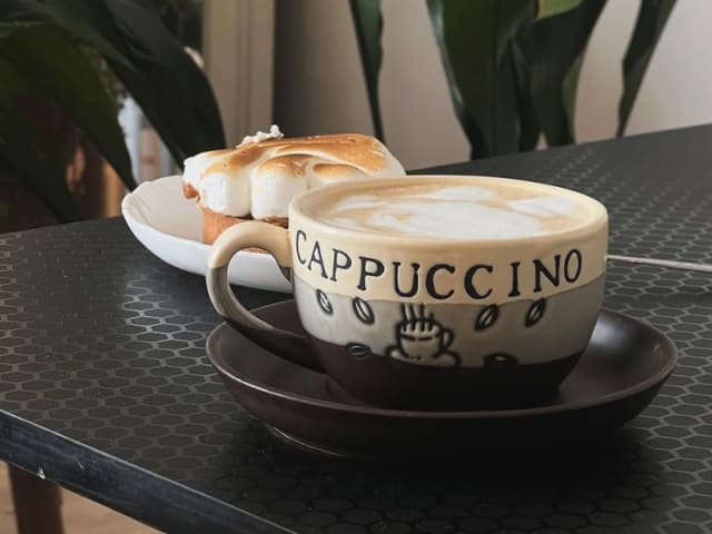 Dusk Coffee Shop 4