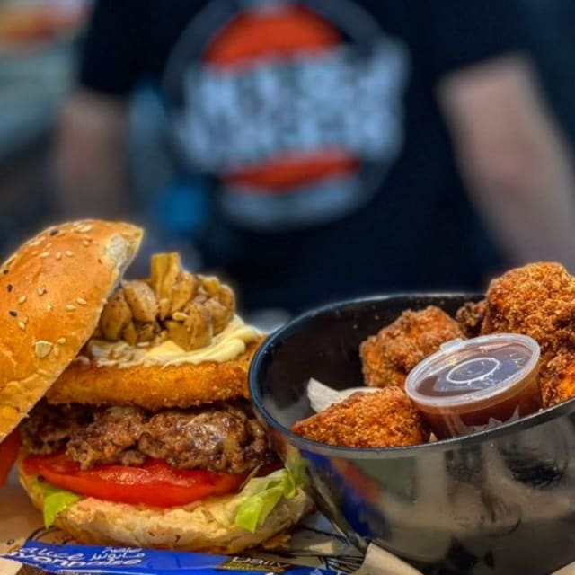 House of Burgers 6