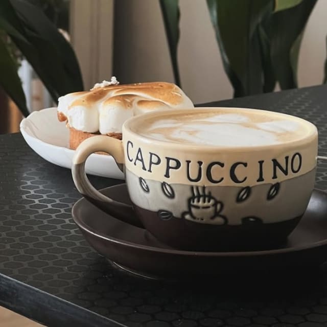 Dusk Coffee Shop 4