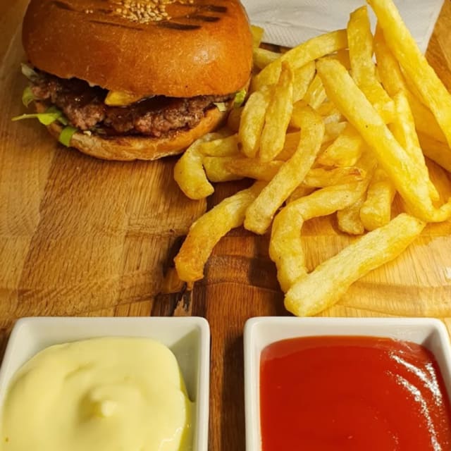 Eat Club 3