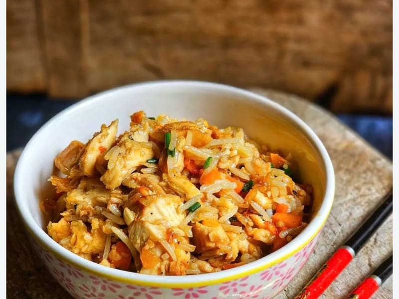 Curry de poulet thaï au lait de coco, citronnelle