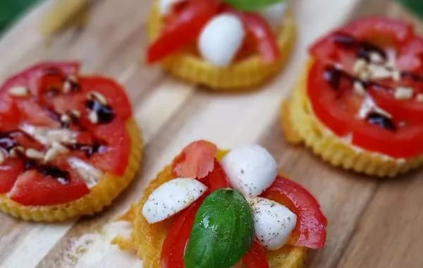 Tartelettes à la tomate