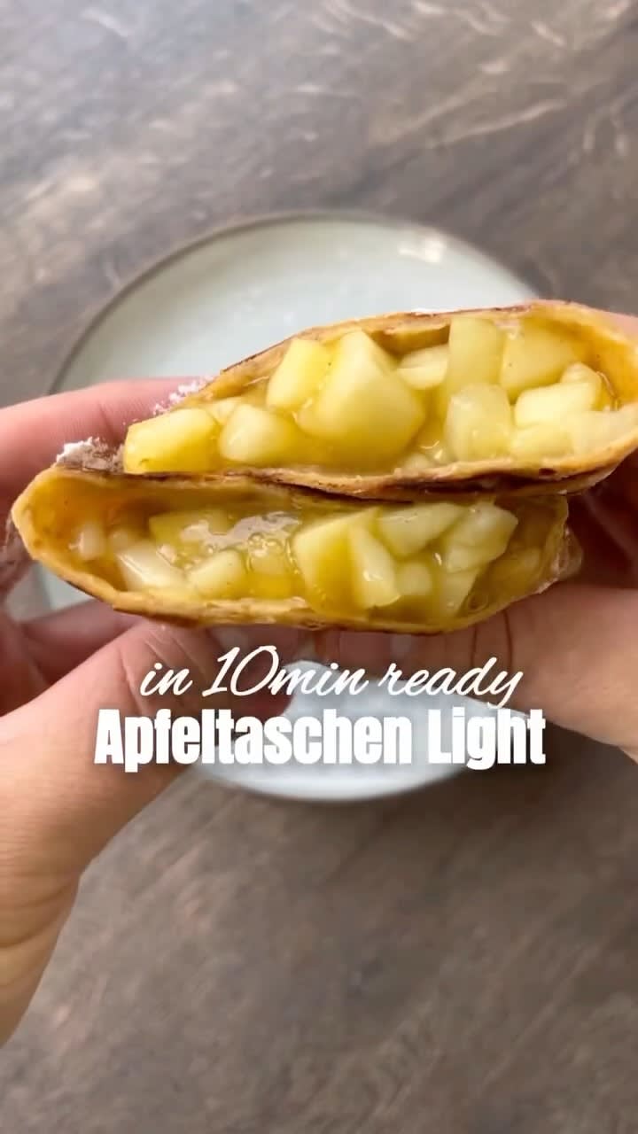 Einfache Protein-Apfeltaschen