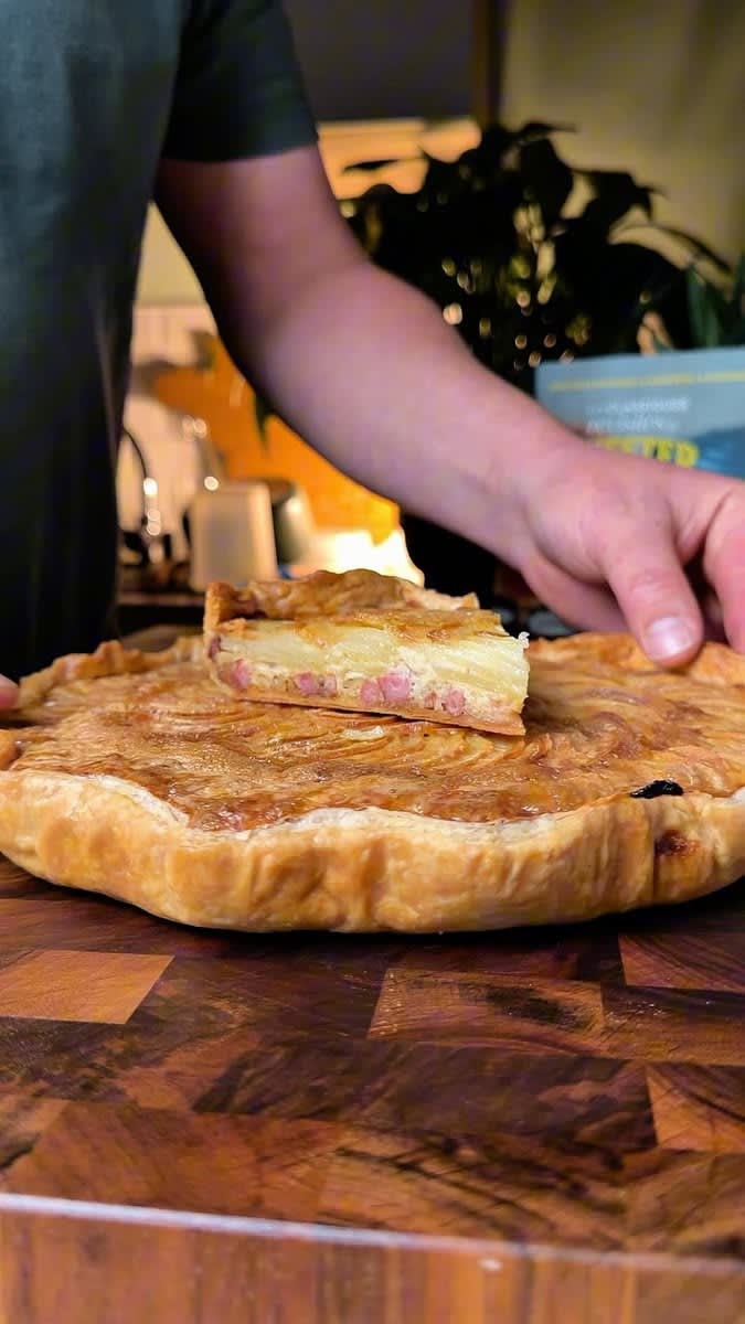 Tarte mille-feuille de pomme de terre à la cancoillotte
