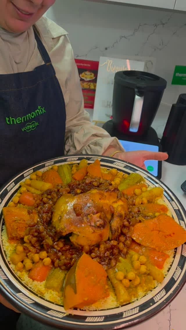 Couscous Marocain au Poulet et Tfaya