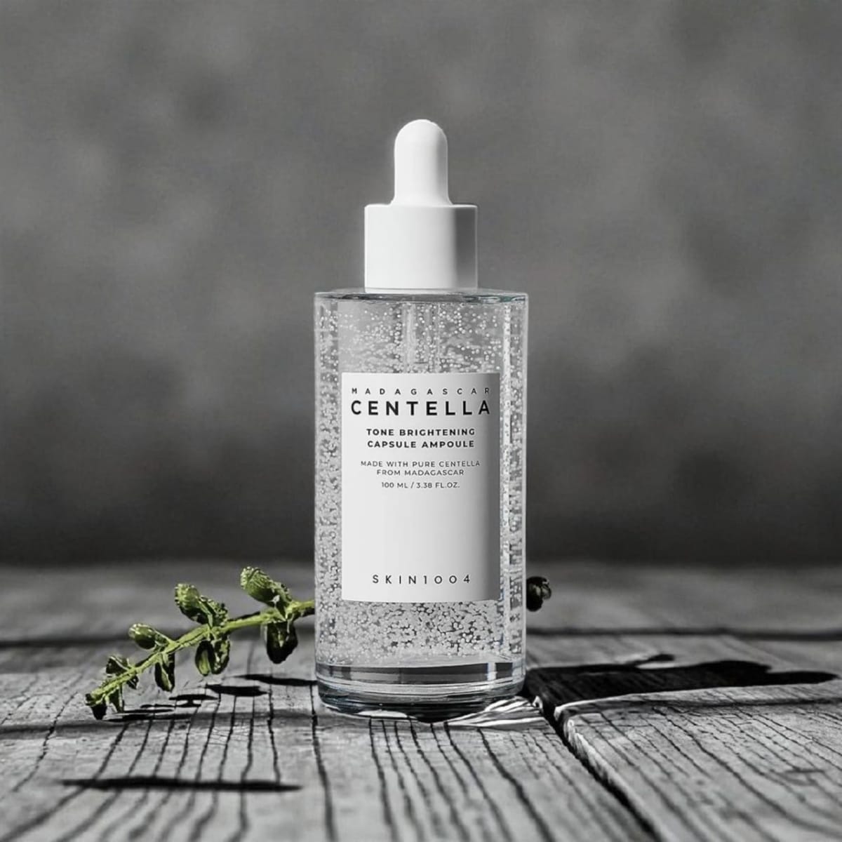 ✨ SKIN1004 Madagascar Centella Tone Brightening Capsule Ampoule ✨