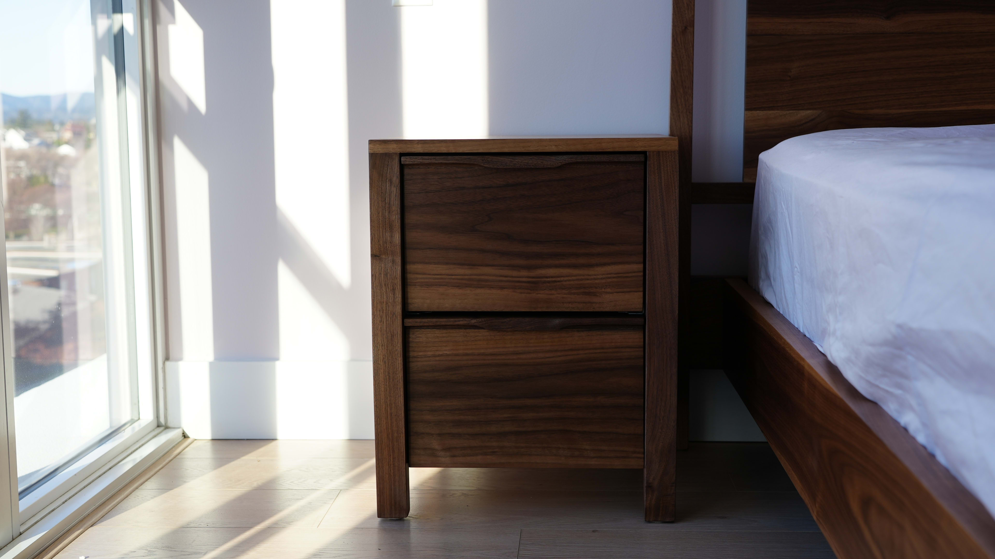 Mid-Century Modern Walnut Bedframe thumbnail 10