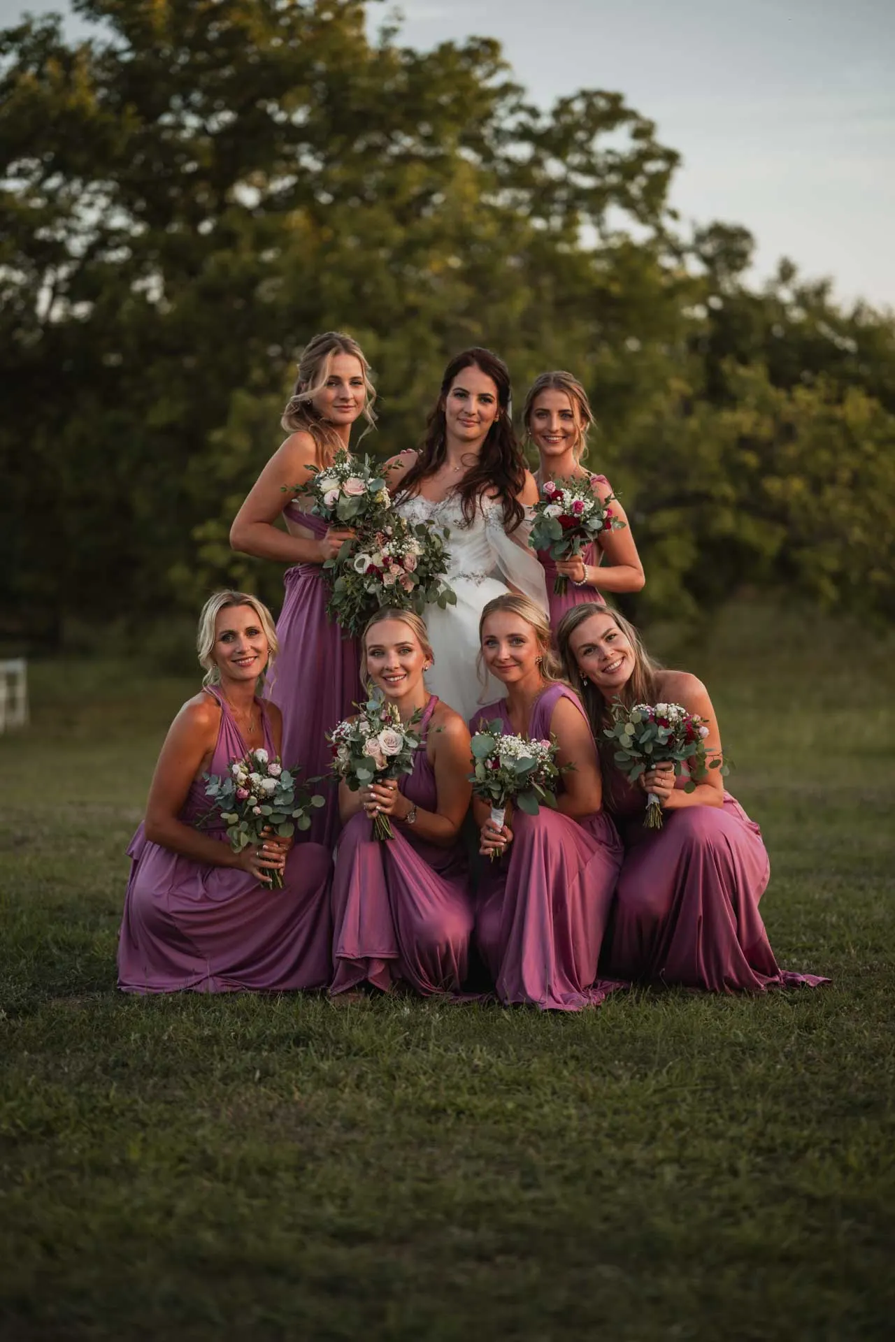 Svatební portréty novomanželů - Kamila & Pavel - Stodola v Meruňkovém sadu