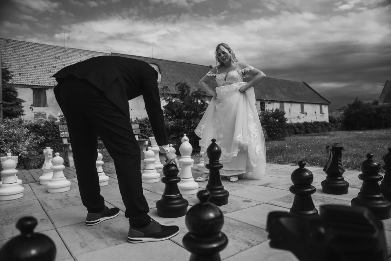 Svatební portréty novomanželů - Adéla & Zdeněk - Bořikovský dvůr