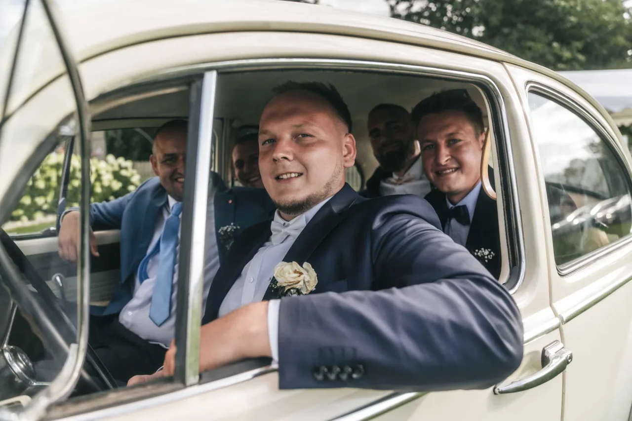 Svatební portréty novomanželů - Zuzka & Ondra - Chalupa Lavender, Kuks