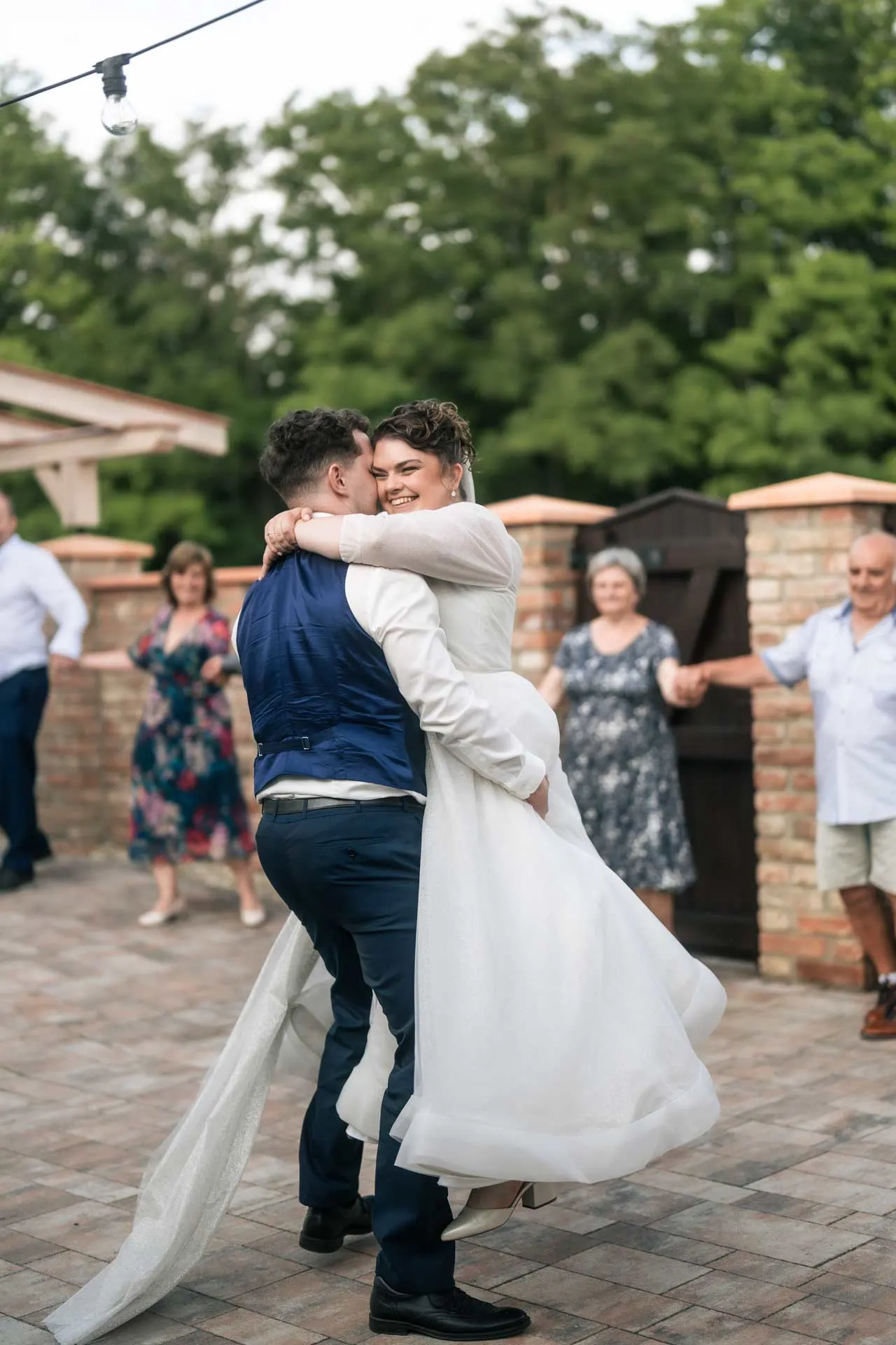 Svatební fotografie - Eliška & Franta - V Zahradě, Dolenice