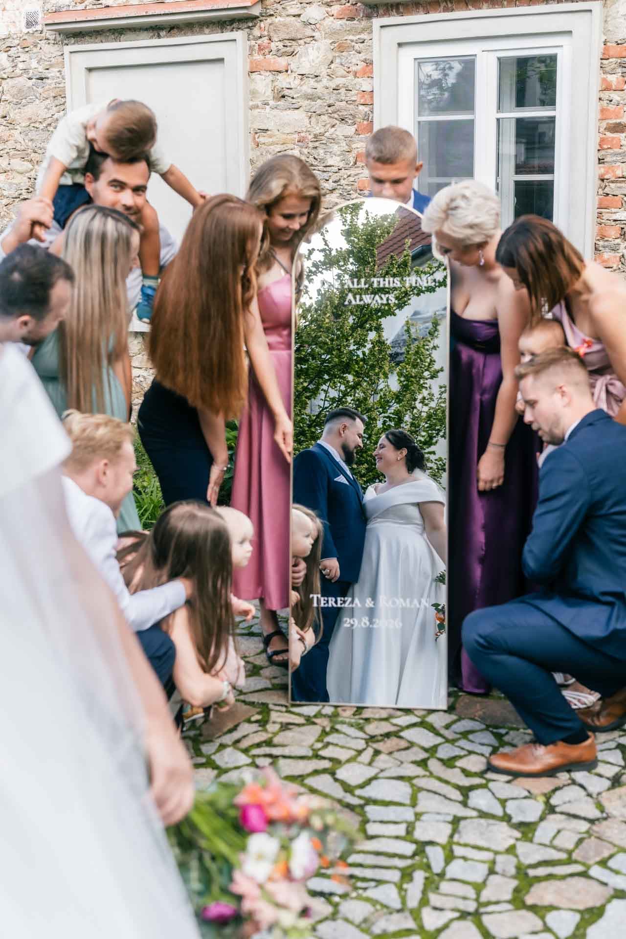Svatební portréty novomanželů - Roman & Terka - Farský Dvůr, Stráž nad Nežárkou