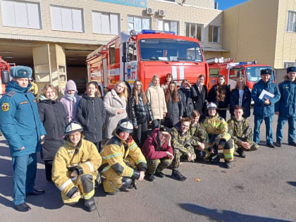 В Волгодонске сотрудники МЧС провели  экскурсию для детей из дружины юных пожарных  «Огнеборцы»