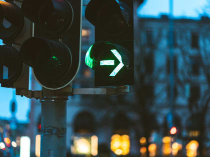 Обновление светофоров в Таганроге улучшает дорожную безопасность