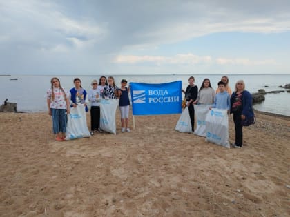 На берегу Таганрогского залива прошла акция «Вода России»