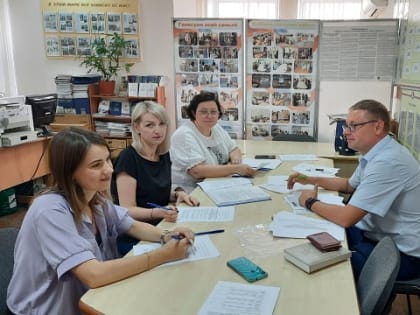 КАНДИДАТ ОТ РОСТОВСКОГО РЕГИОНАЛЬНОГО ОТДЕЛЕНИИЯ ПОЛИТИЧЕСКОЙ ПАРТИИ ЛДПР  ПОДАЛ ДОКУМЕНТЫ В ОКРУЖНУЮ ИЗБИРАТЕЛЬНУЮ КОМИССИЮ