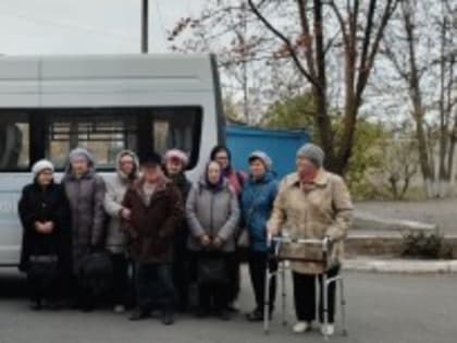Мобильная бригада для доставки пожилых людей в Семикаракорском районе