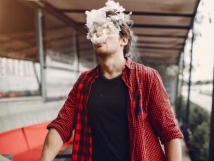 Любителей подымить в Таганроге станет меньше: в Госдуме предлагают полностью запретить продажу вейпов