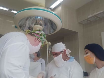 Сложная операция спасает жизнь 74-летнему пациенту в Ростове