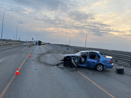 На трассе М-4 «Дон» водитель легковушки пострадал в лобовом столкновении с большегрузом