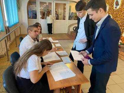 ВЫБОРЫ В МОЛОДЕЖНЫЙ ПАРЛАМЕНТ ПРИ СОБРАНИИ ДЕПУТАТОВ МОРОЗОВСКОГО РАЙОНА