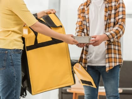 Чем вы рискуете, заказывая еду на дом?