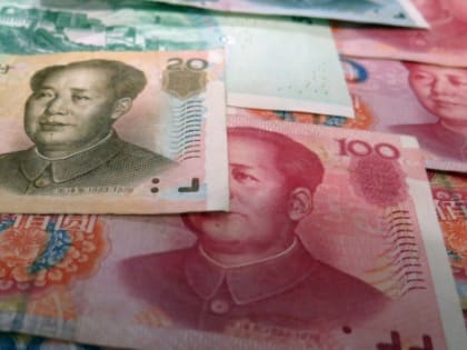 В Ростове более 60% опрошенных хранят средства в юанях