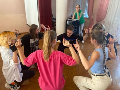 Таганрогский институт имени А.П. Чехова провел 'Верёвочный курс' для первокурсников
