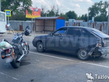 На въезде в Новочеркасске мотоциклист устроил ДТП