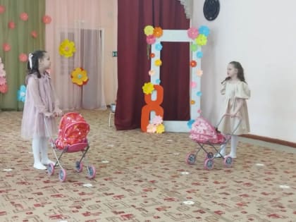 «5 февральских роз» для любимых мам