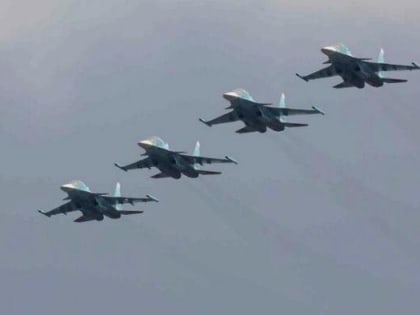 Военные подтвердили крушение бомбардировщика СУ- 24 в Ростовской области