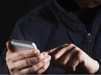 Зампред ВТБ назвал условия для эффективной борьбы с мошенниками