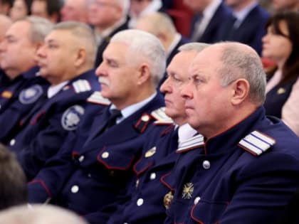 Поднять зарплату казакам в Таганроге и Ростовской области предложил Юрий Слюсарь