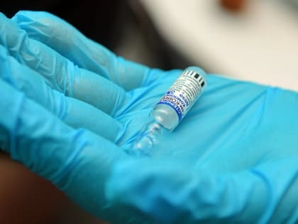 В России зарегистрировали вакцину против коронавируса для детей от 12 до 17 лет