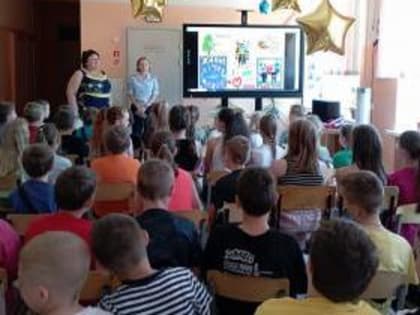 В пришкольных лагерях проводят мероприятия, посвященные борьбе с наркоманией