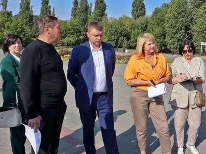 Выездное заседание гордумы Таганрога прошло на Пушкинской набережной