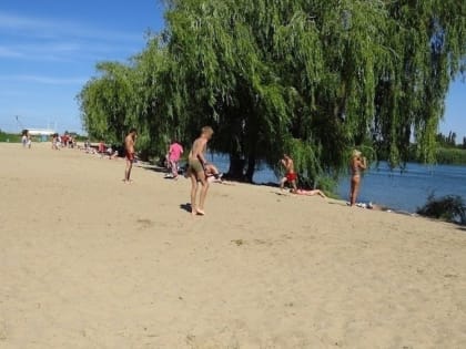 На городской пляж Волгодонска на «пятом» завезут свежий песок