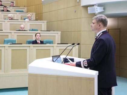 Глава «Российских железных дорог» рассказал об их развитии и модернизации сенаторам