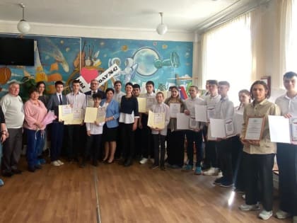 Депутаты Государственной Думы, ЗСРО и городской Думы поблагодарили молодежь за участие в субботнике по устранению последствий непогоды в городе Шахты