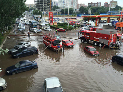 Власти Ростова нарушили молчание после гибели учительницы во время ливня