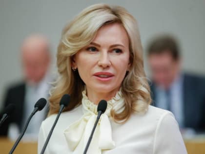 Депутат Госдумы Екатерина Стенякина: «Единая Россия» расширяет перечень социальных льгот для участников СВО