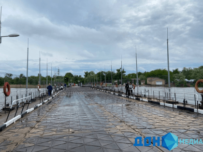 В Ростове открыли движение по понтонному мосту через Дон на Зеленый остров