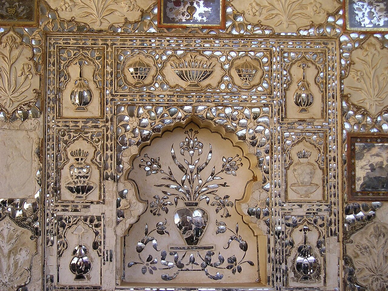 Sheesh Mahal