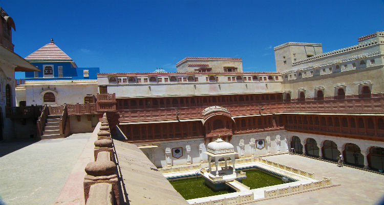 <p>Junagarh Fort</p>