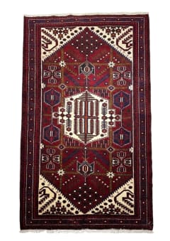 Qashqai Burgundy Medallion